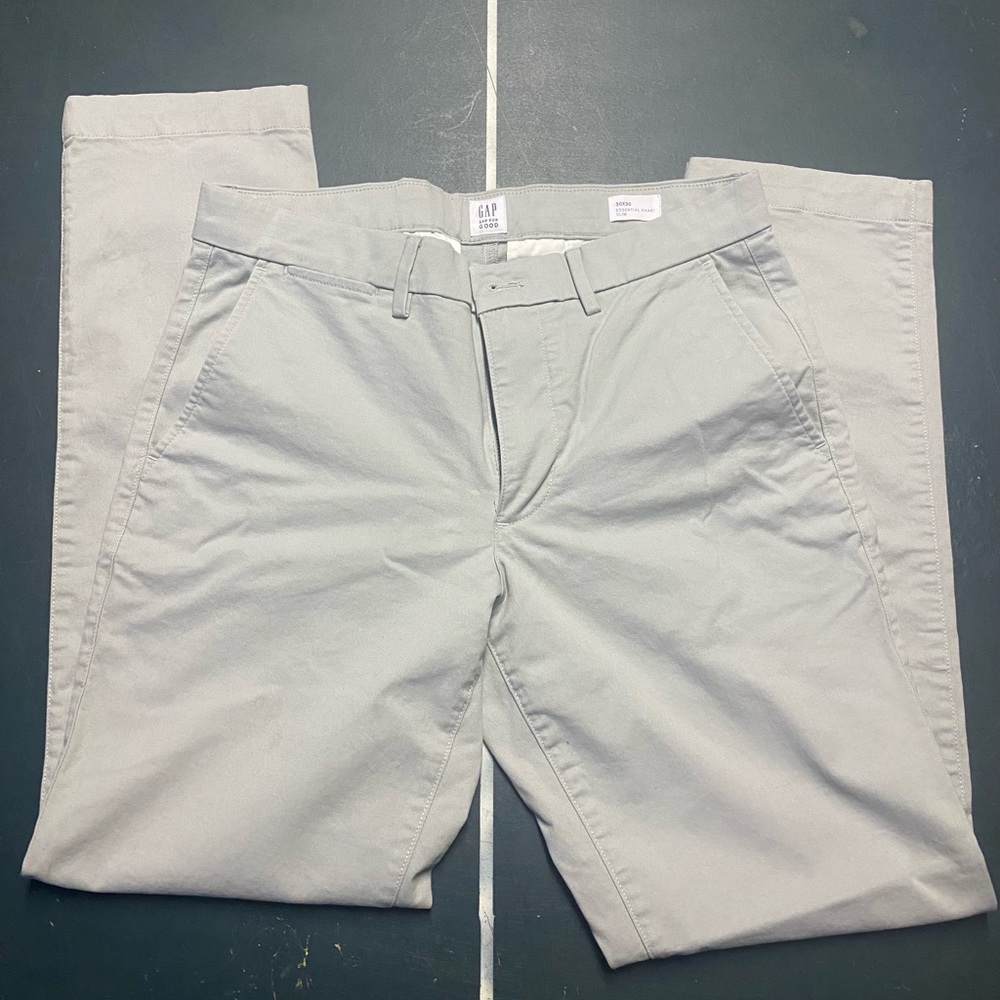 Gap khakis